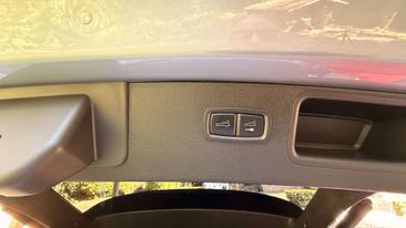 Porsche Macan Electrique Turbo — photo 37