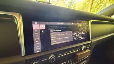 Porsche Macan Electrique Turbo — photo 40