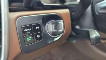 Porsche Cayenne III — photo 26