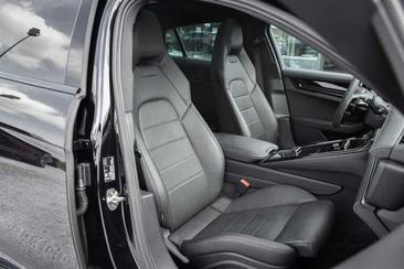 Porsche Panamera II E-Hybrid — photo 16