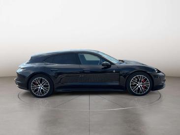 Porsche Taycan 4S — photo 6