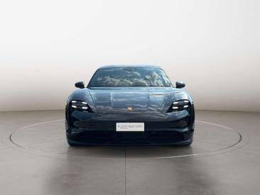 Porsche Taycan 4S — photo 8