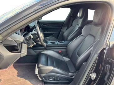 Porsche Taycan 4S — photo 10
