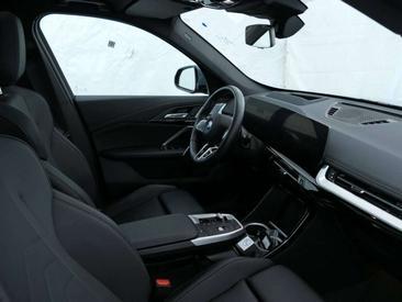BMW IX1 XDrive30 — photo 6