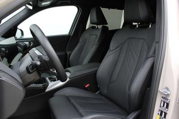 BMW X3 30e XDrive — photo 17