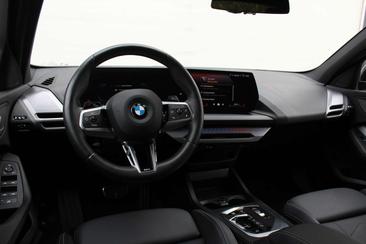 BMW Série 1 Berline 120i — photo 16