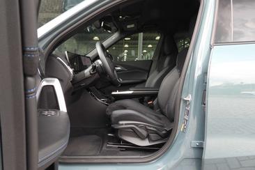 BMW IX1 EDrive20 — photo 12