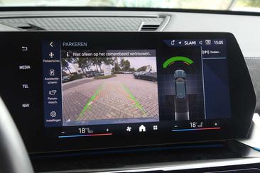BMW IX1 EDrive20 — photo 30