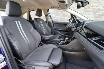 BMW Série 2 Berline 225d — photo 11