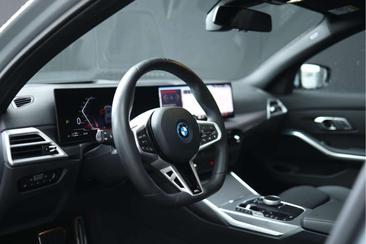 BMW Série 3 Berline 330e — photo 8
