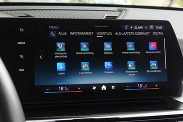 BMW IX1 EDrive20 — photo 34