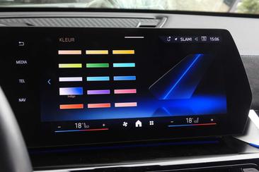 BMW IX1 EDrive20 — photo 36
