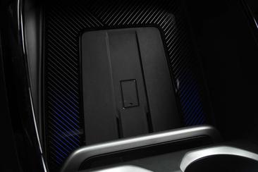 BMW IX1 EDrive20 — photo 37