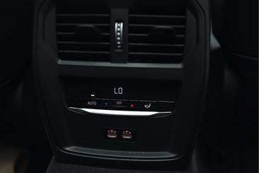 BMW Série 3 Berline 330e — photo 19