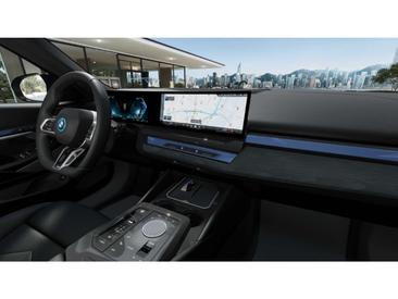 BMW Série 5 550e XDrive — photo 5