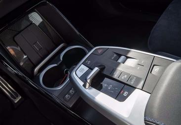 BMW X1 SDrive18i — photo 8