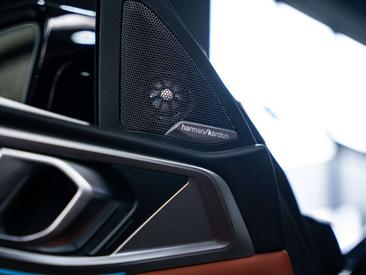 BMW M4 Competition — photo 12