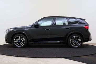 BMW IX1 XDrive30 — photo 13