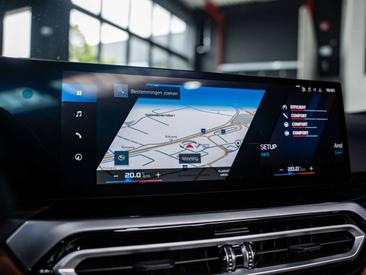 BMW M4 Competition — photo 19