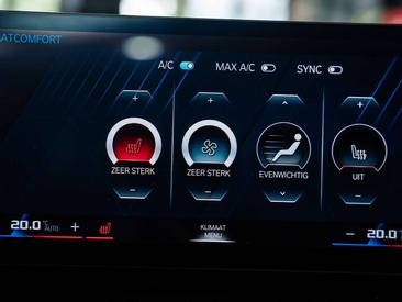 BMW M4 Competition — photo 21