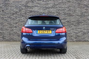 BMW Série 2 Berline 225d — photo 45
