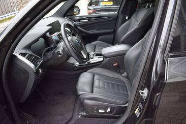 BMW iX3 — photo 7