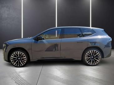 BMW iX3 — photo 7