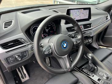 BMW X2 XDrive25e — photo 26