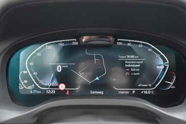 BMW iX3 — photo 15