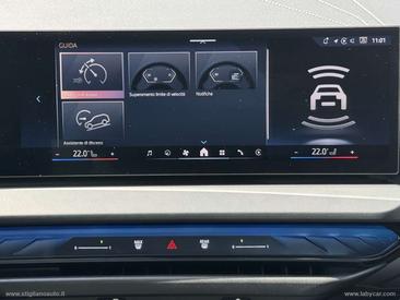 BMW X3 XDrive20d — photo 27