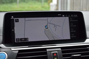BMW iX3 — photo 19