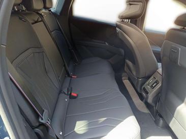 BMW iX3 — photo 19