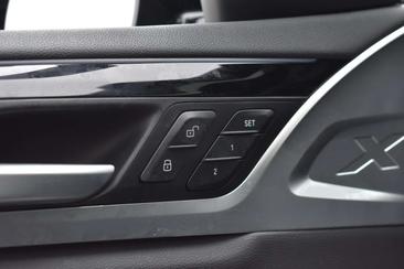 BMW iX3 — photo 26