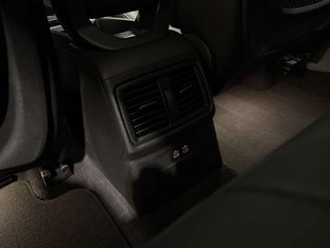 BMW X2 XDrive25e — photo 17