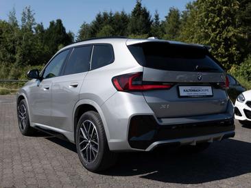 BMW X1 SDrive18i — photo 6