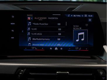 BMW X1 SDrive18i — photo 15