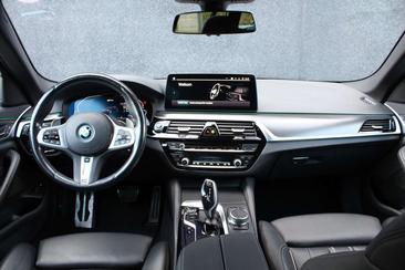 BMW Série 5 530e XDrive — photo 15
