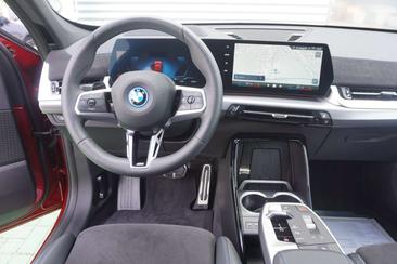 BMW IX1 XDrive30 — photo 6
