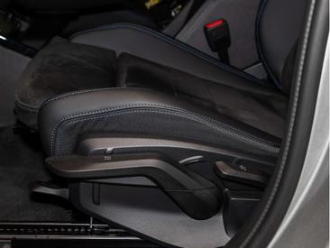 BMW X1 SDrive18i — photo 25