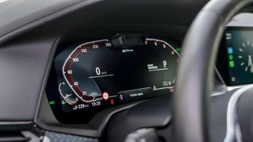 BMW X5 XDrive45e — photo 19