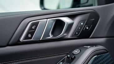 BMW X5 XDrive45e — photo 20