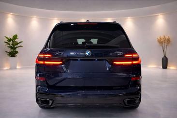 BMW X7 XDrive40d 2024 — photo 2