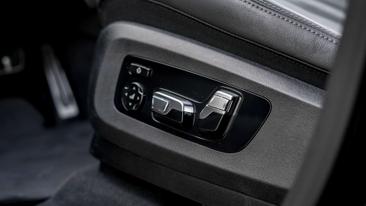 BMW X5 XDrive45e — photo 25