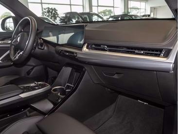BMW X1 SDrive18i — photo 6
