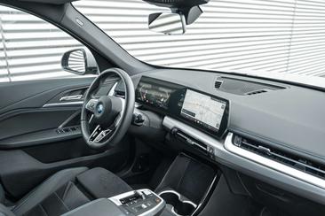BMW X1 XDrive25e — photo 10