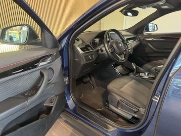 BMW X2 SDrive20i — photo 11