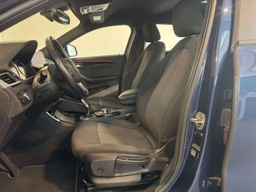 BMW X2 SDrive20i — photo 12