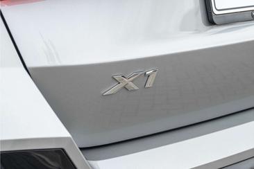 BMW X1 XDrive25e — photo 13