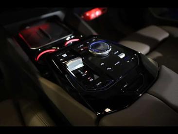 BMW Série 5 530e XDrive — photo 12