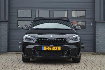 BMW X2 SDrive20i — photo 3